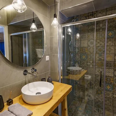 Graffitisuites#azzure Thessaloniki